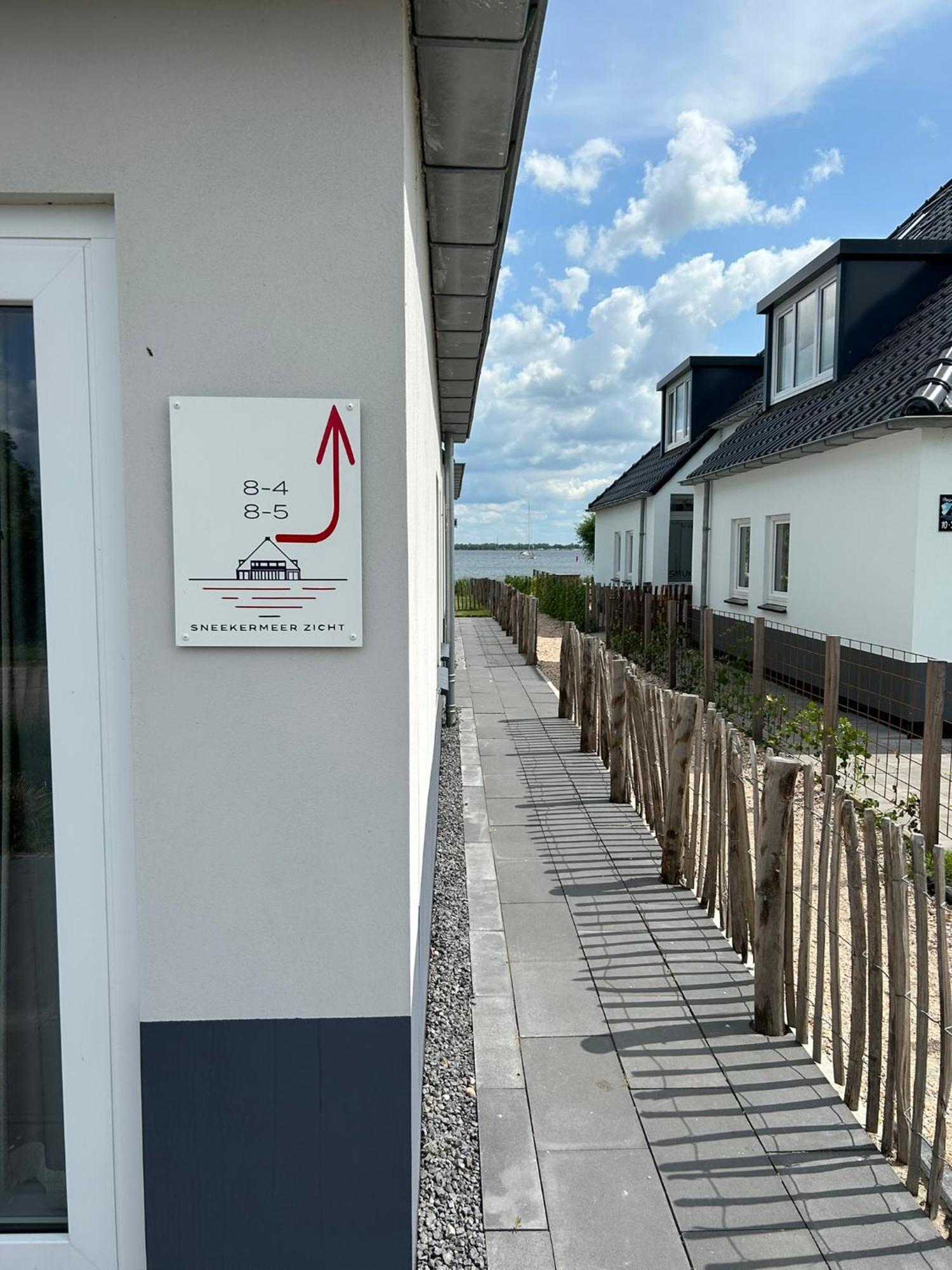Sneekermeerzicht Offingawier Kültér fotó